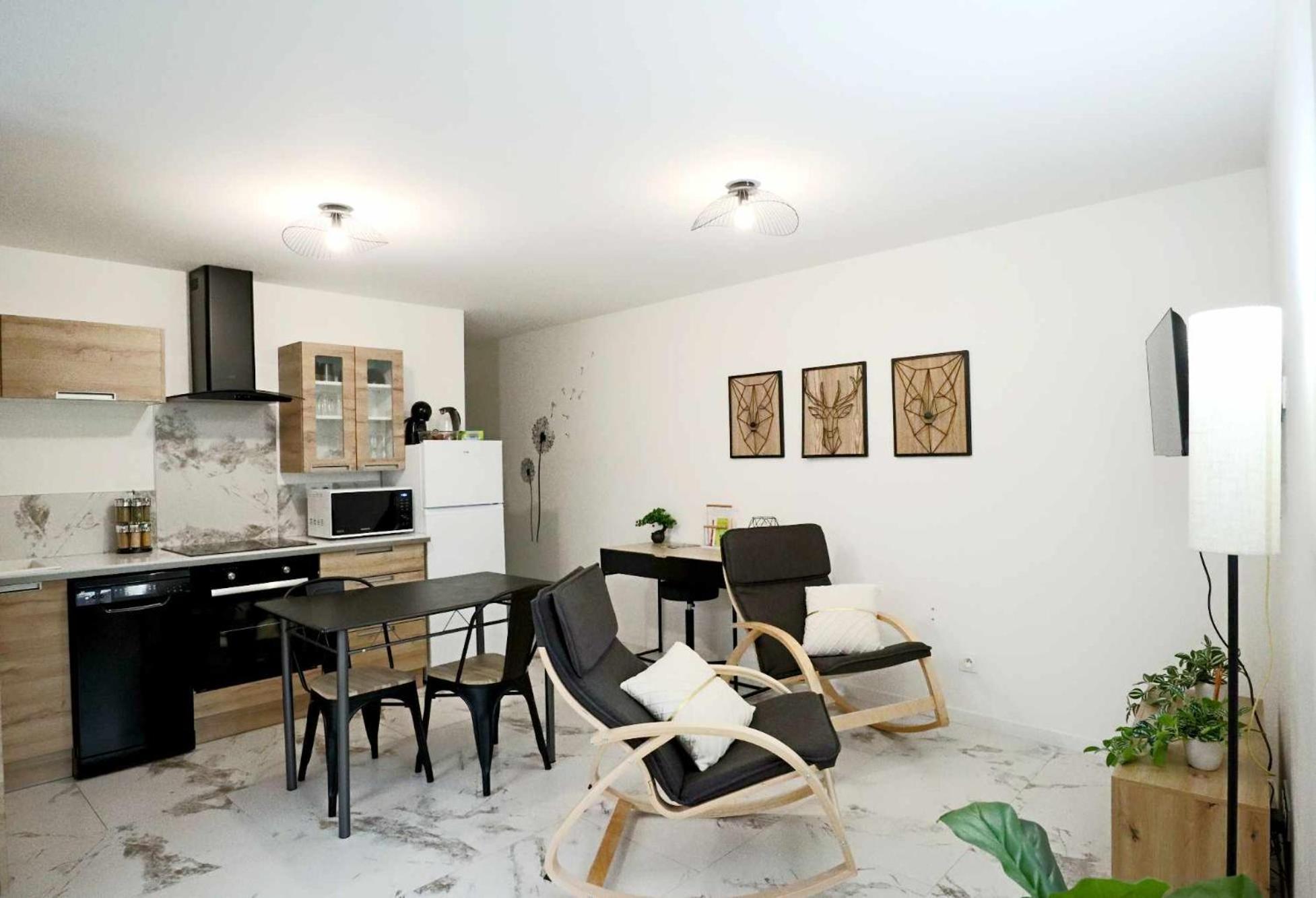 Appartement Le Moderne Ideal Pour Couples Et Professionnels Ornans Buitenkant foto